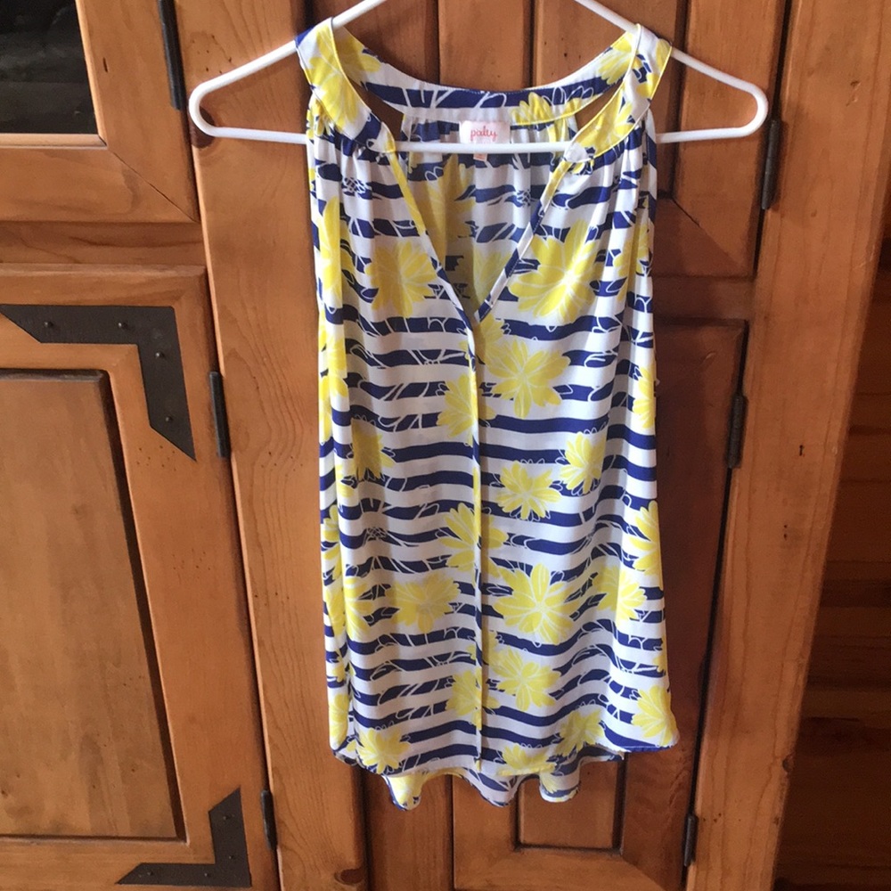 Sleeveless blouse